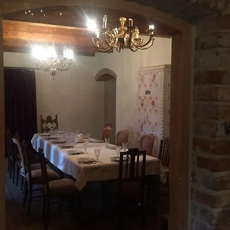 Frühstückspension Stara Papiernia Lasek 3*