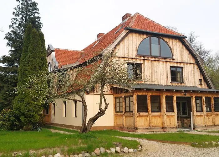 Bed and breakfast Stara Papiernia Lasek 3*